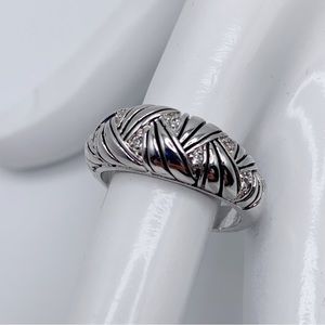 Lia Sophia LURE Ring Etched Design Dome Shape Silver Tone Crystal Accents Size 9